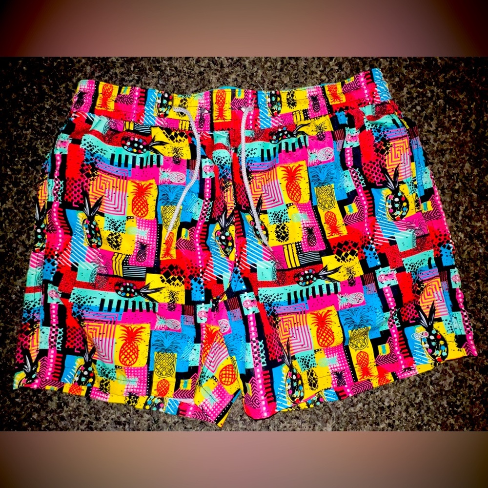 Le Club Mens Swimming Shorts Size 2XL NWOT